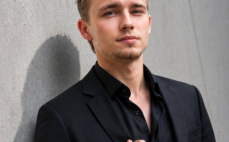 Bold Message: Master Your Image or Be Defined by It